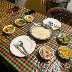 Rise and curry. Ogni ciotolina un sapore diverso!