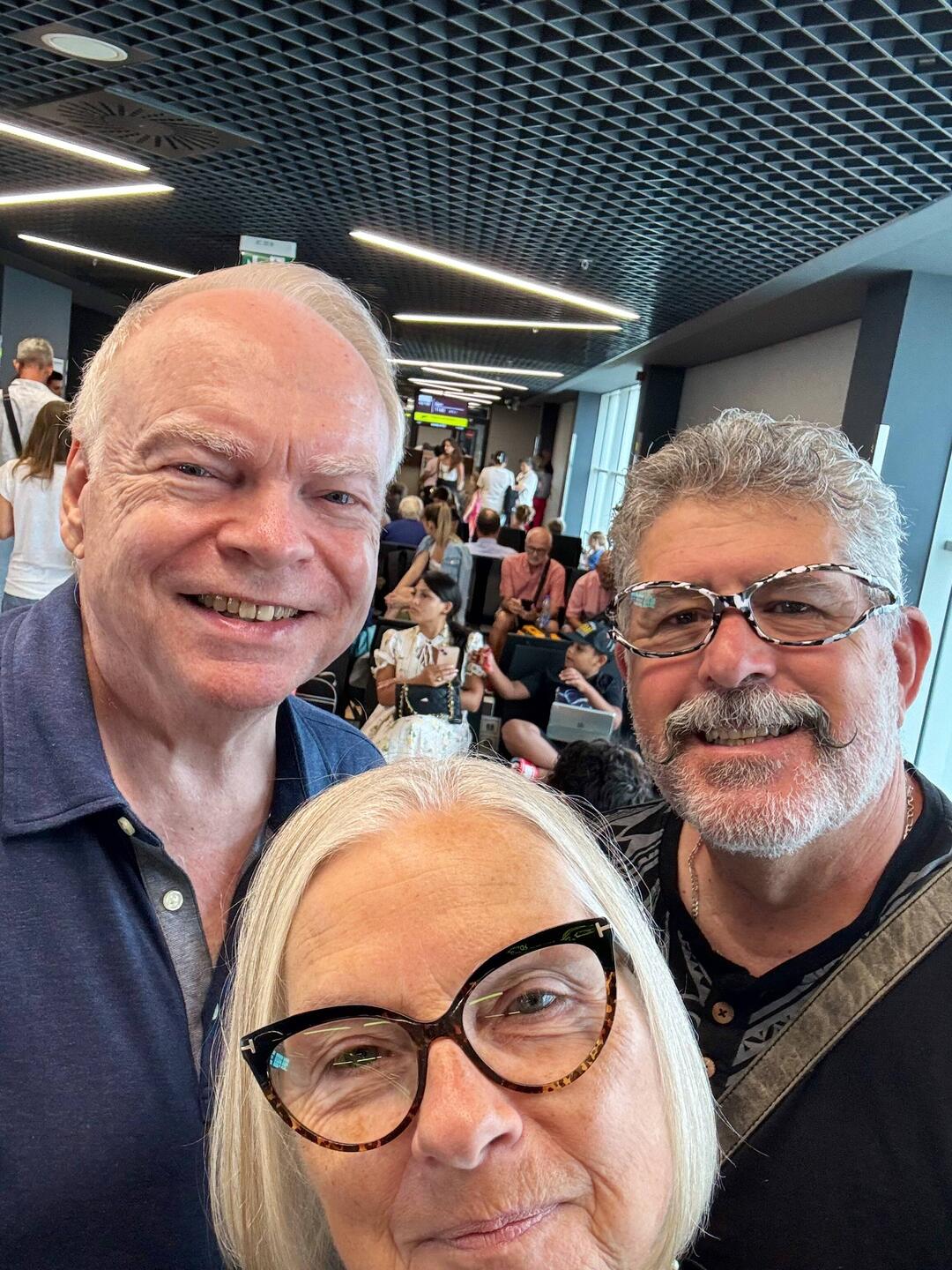 Final selfie at the airport