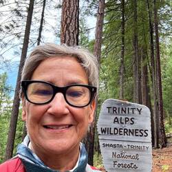Starting an 8 miler in Trinity Alps