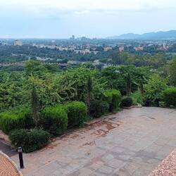 Blick über Islamabad vom Pakistan Monument