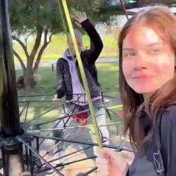 Andere machen Pause, wir gehen spielen.