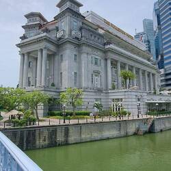 Fullerton Hotel