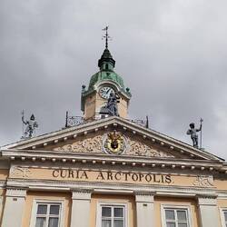 Rathaus mit lateinischer Innenschrift