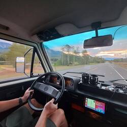 Fahrt in den Sonnenuntergang