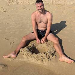 da hat wer das Sandbuddeln wieder für sich entdeckt