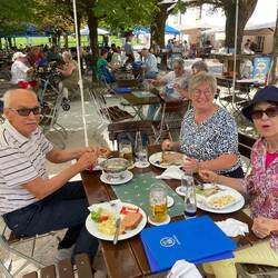 Biergarten der Gaststätte St. Bartholomä
