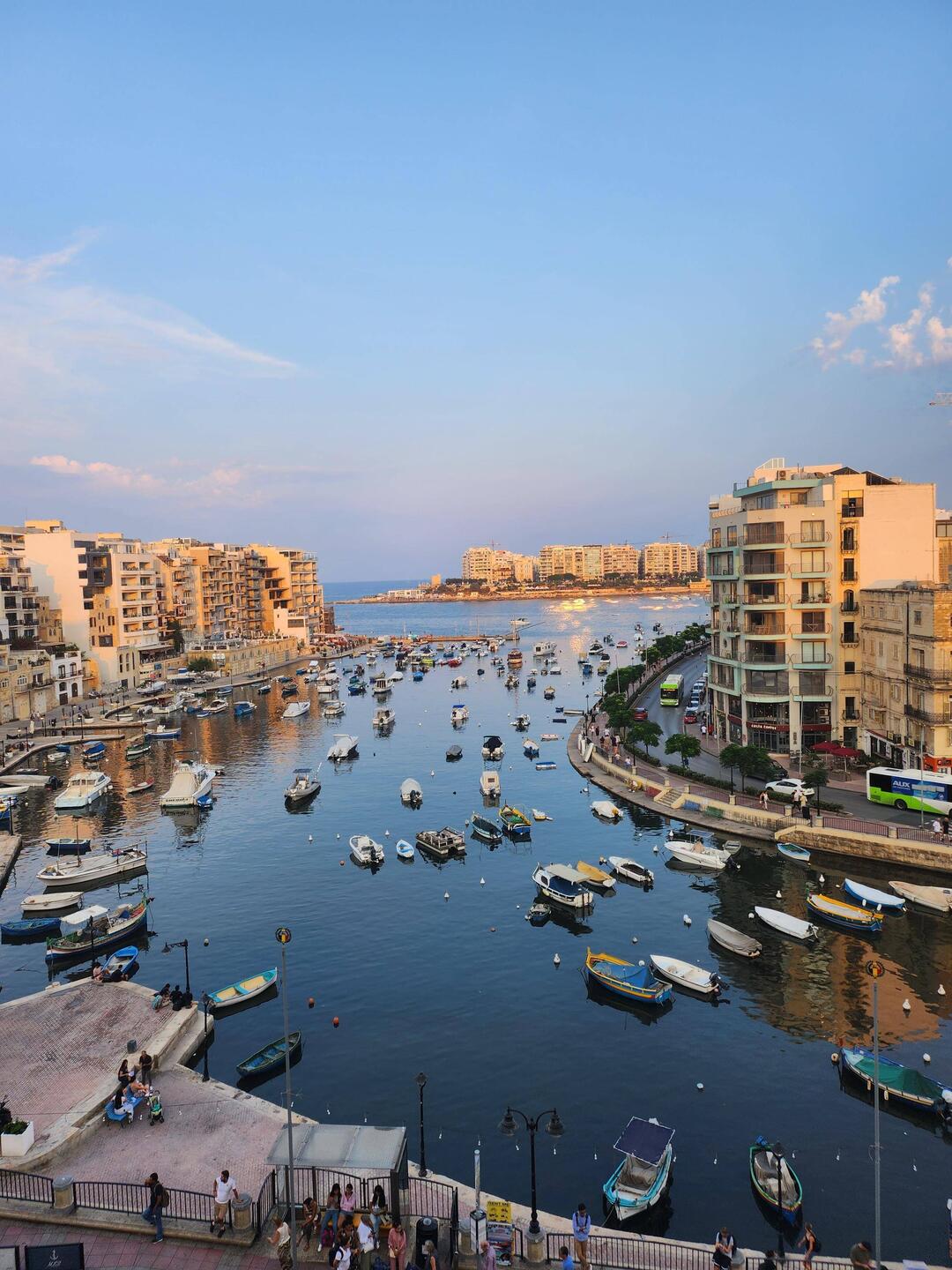 Spinola Bay