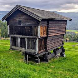 Diese Speicher mag ich sehr, davon gibt es hier sehr viele