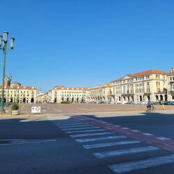 Piazza Tancredi Galimberti