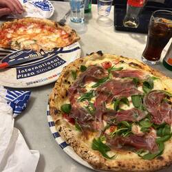 Famous Sorbillo pizza (amazing)