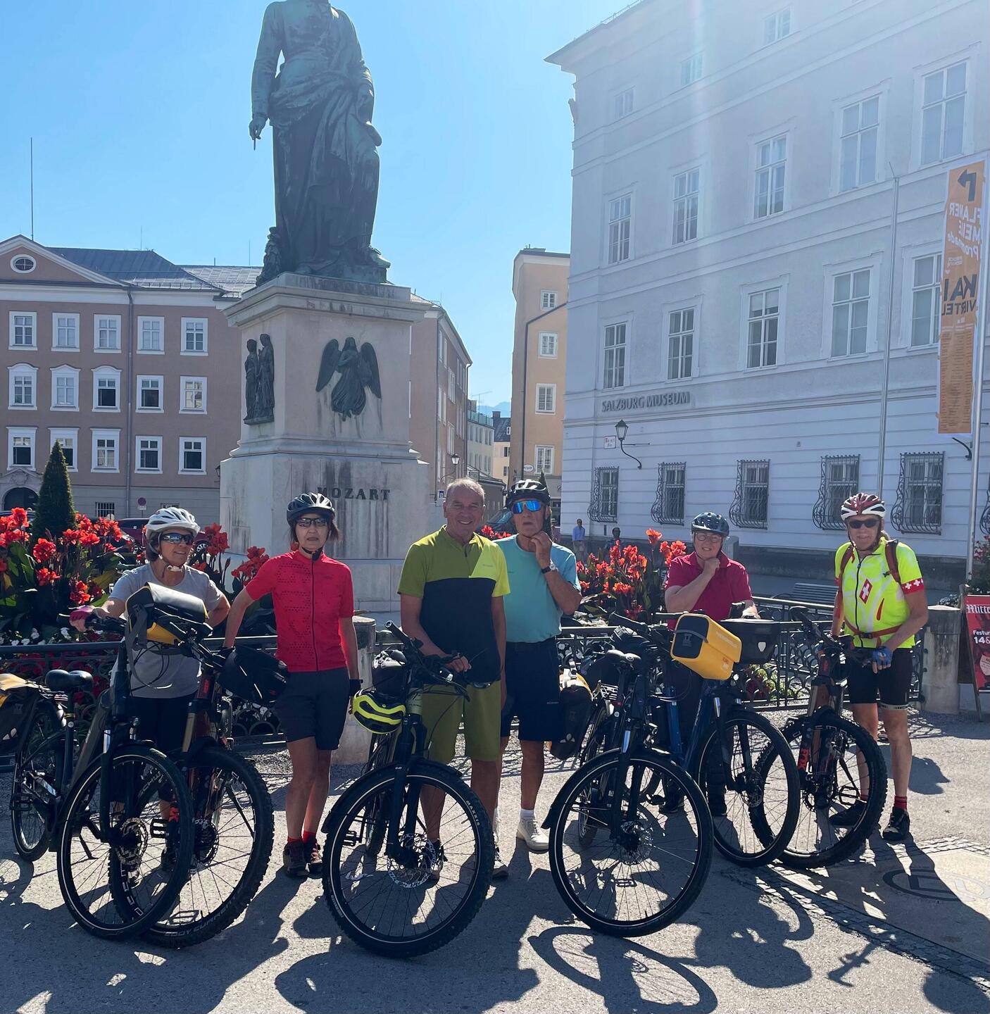 Start auf dem Mozartplatz in Salzburg