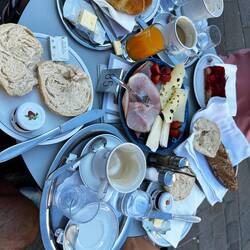 There's apparently a law: One plate per roll