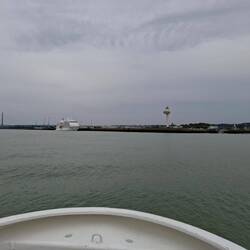 Sogar Kreuzfahrtschiffe legen hier an