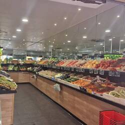 Eine grosse Auswahl an frischem Obst und Gemüse