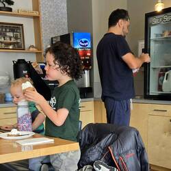 Great breakfasts downstairs. Crispy waffles w whipped cream and SPRINKLES!!! 😲