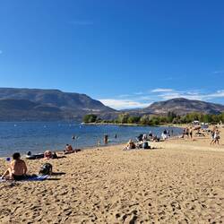 Eine vo vilne chline Strändli in Kelowna