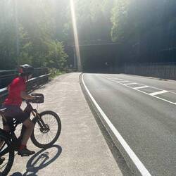 Einfahrt in den Tunnel