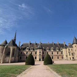 Chateau de Lapalisse