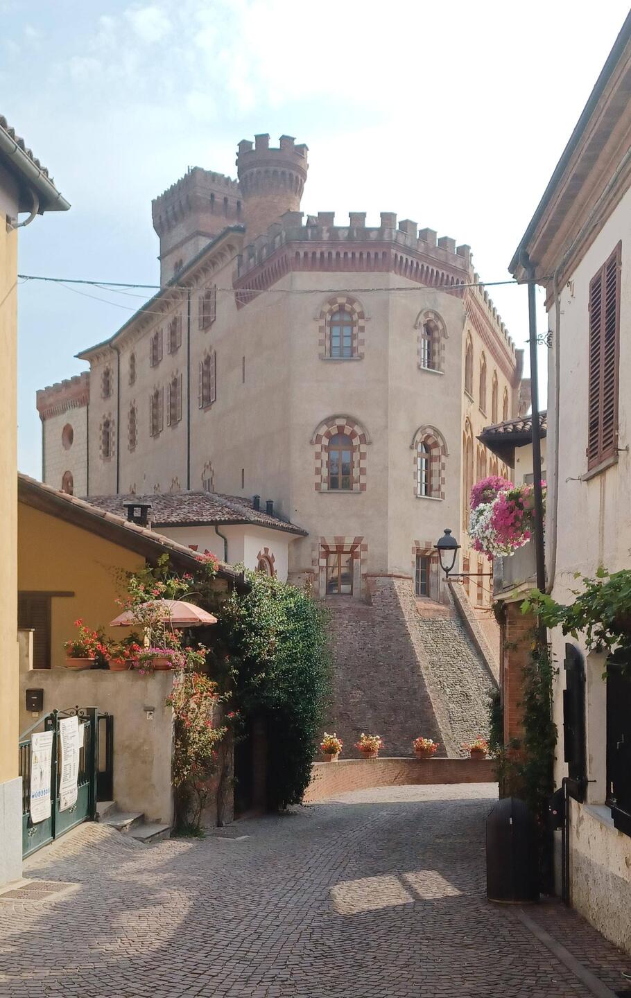 Castel Barolo