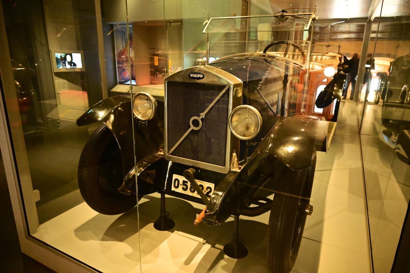 Prototype Volvo, 1926. Note bumpers not yet like a dodgem car's