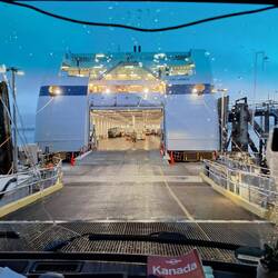 Auffahrt auf die Fähre