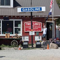 und das die erste Tankstelle nach 60 km.
