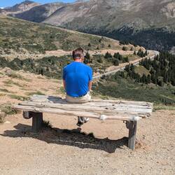 Blick auf die Kurven des Independence Pass