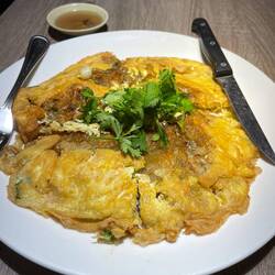 Oyster omelet