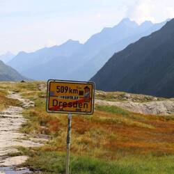 Öhm.... Irgendwo sind wir wohl beim Abstieg falsch abgebogen😅 Tschüss, Sachsen!