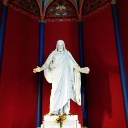 Der wohl schönste Altar so weit