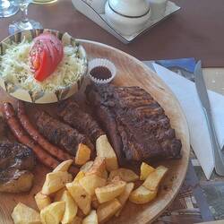 Und dass Abendessen, gehaltvoll. Bei der Anstrengung!