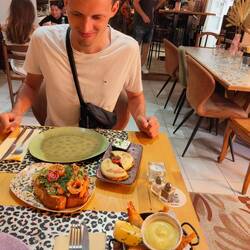 Hüeru Hunger, mag kei Fotos machu 😅