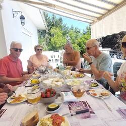 Mittagessen auf der Terrasse