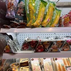 Sidney kennt sich aus unser Hotel ist ganz in der Nähe wo er auch gewohnt hat.