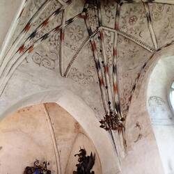 2006 abgebrannt und neu aufgebaut.