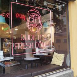 Moin sagen sie hier irgendwie auch.