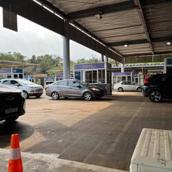 Den Grenzübergang zwischen Brasilien und Argentinien durften wir 6x überqueren