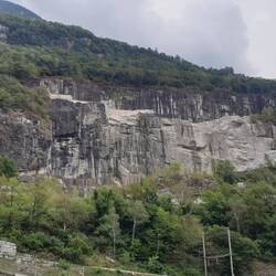 Im Ticinotal wird ganz schön harter Granit abgebaut.