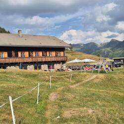 Almgasthaus Glocknerblick auf 2.000 m direkt unterm Mohar