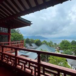 Temple Chuzen-ji avec vue sur le lac