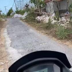 abenteuerliche Hauptstrassen auf der Ins