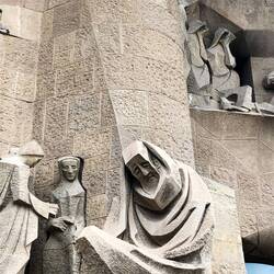 Die Verzweiflung Judas, nach seinem Verrat an Jesus (Passionsfassade).