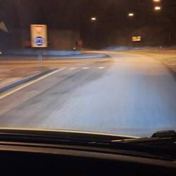 Kreisverkehr im Tunnel