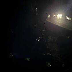 This driver sat there for ages with headlights on 🤯