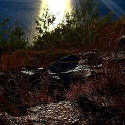 Glänzende Basaltsteine