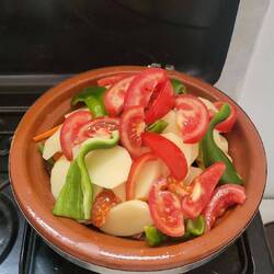 Und zuletzt die Tomaten. Muss einen schönen Berg erheben.