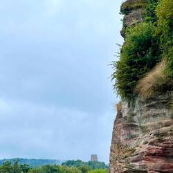 Am Château du Haute Barr, der Kopf eines Riesen
