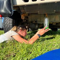 Auch am Auto wird mal wieder gebastelt