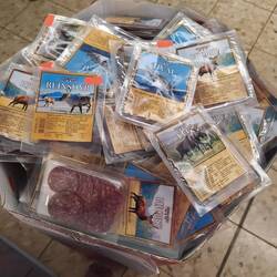 "Touristen-Zeug" im Supermarkt