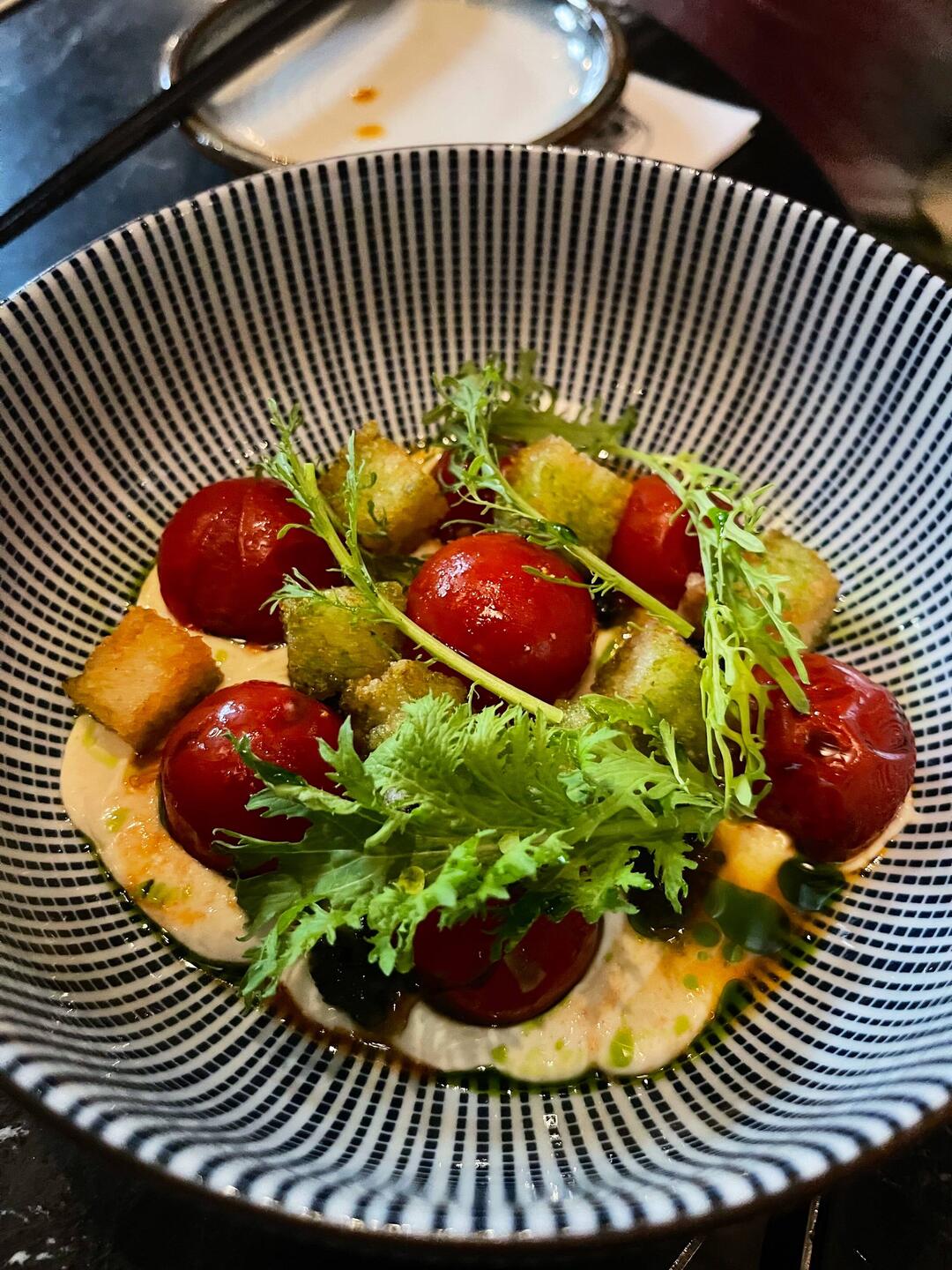Hummus whipped tofu with tomatoes and fried tofu